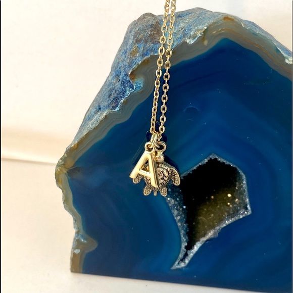 gold sea turtle and initial charm necklace - Picture 4 of 4